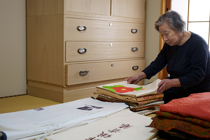 高い壁②遺品整理の精神的・肉体的苦痛