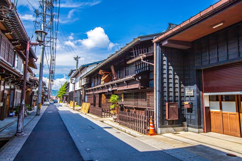 【四日市市】実家を生前に売るという選択、親が元気なうちに考えたいこと｜手順と注意点